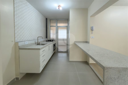 Apartamento à venda com 3 quartos, sendo 1 suíte, em Planalto Paulista, São Paulo, SP