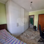 Sobrado à venda com 3 suítes em Vila Romero, São Paulo, SP