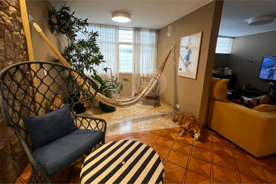 Sobrado à venda com 3 quartos, sendo 1 suíte, em Vila Mariana, São Paulo, SP