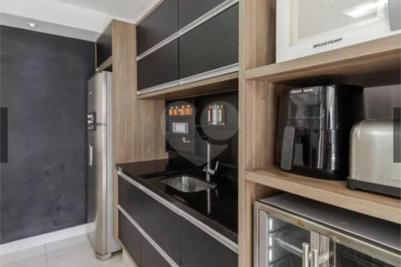 Apartamento à venda com 2 quartos, sendo 1 suíte,  em Vila Andrade, São Paulo, SP