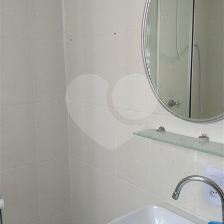 Casa à venda com 3 quartos, sendo 1 suíte, em Vila Mariana, São Paulo, SP