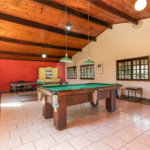 Chácara à venda com 5 quartos, sendo 2 suítes, em Vila São João, Sarapuí, SP