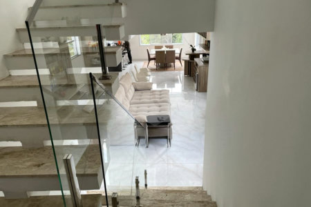 Casa à venda com 4 suítes em Suru, Santana de Parnaíba, SP