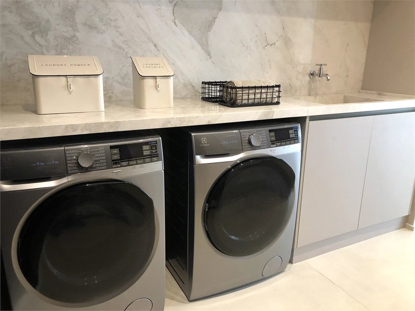 Apartamento à venda com 5 quartos, sendo 4 suítes, em Pinheiros, São Paulo, SP