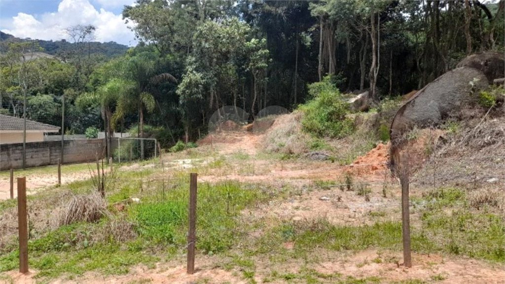 Terreno à venda no condomínio Itaguaçu da Cantareira, São Paulo - SP