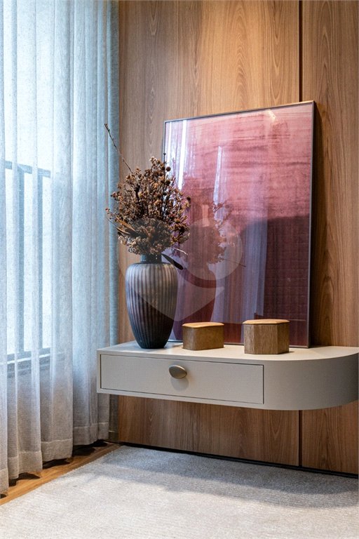 Apartamento à venda com 3 suítes em Cerqueira César, São Paulo, SP