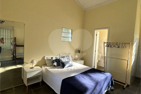 Chácara à venda com 10 quartos, sendo 2 suítes, em Mombaça, São Roque, SP
