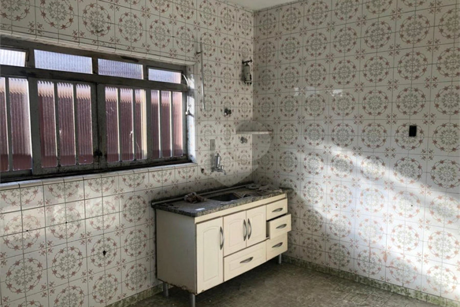 Sobrado à venda com 3 quartos, sendo 1 suíte,  em Serra da Cantareira, Mairiporã, SP