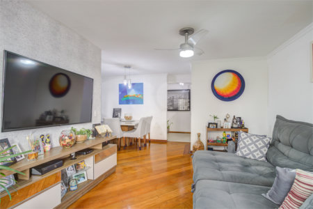 Apartamento à venda com 3 quartos, sendo 1 suíte, em Jardim Marajoara, São Paulo, SP