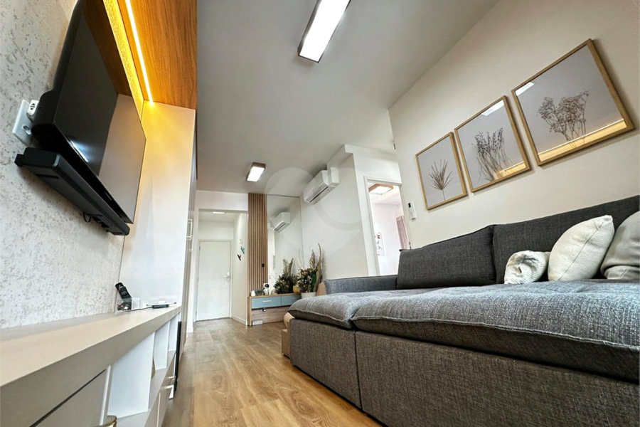 Apartamento à venda com 2 quartos, sendo 1 suíte, em Pinheiros, São Paulo, SP