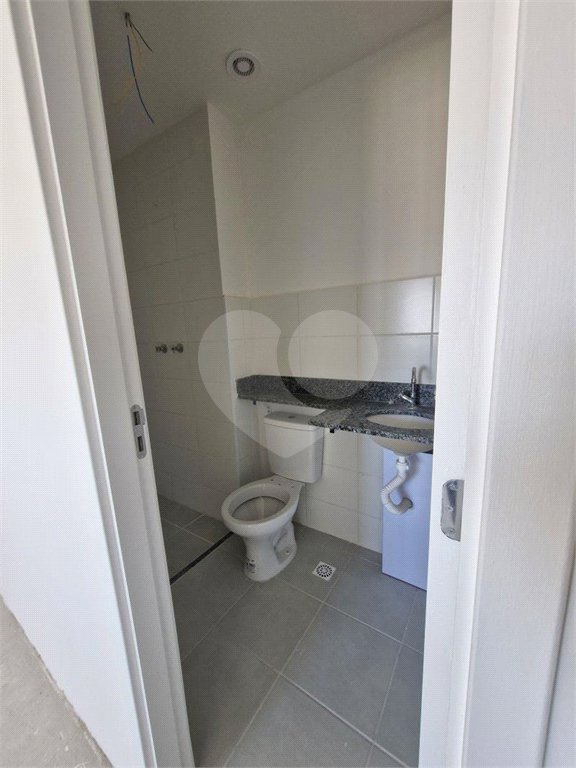 Apartamento à venda com 2 quartos, sendo 1 suíte, em Vila Moletta, Valinhos, SP