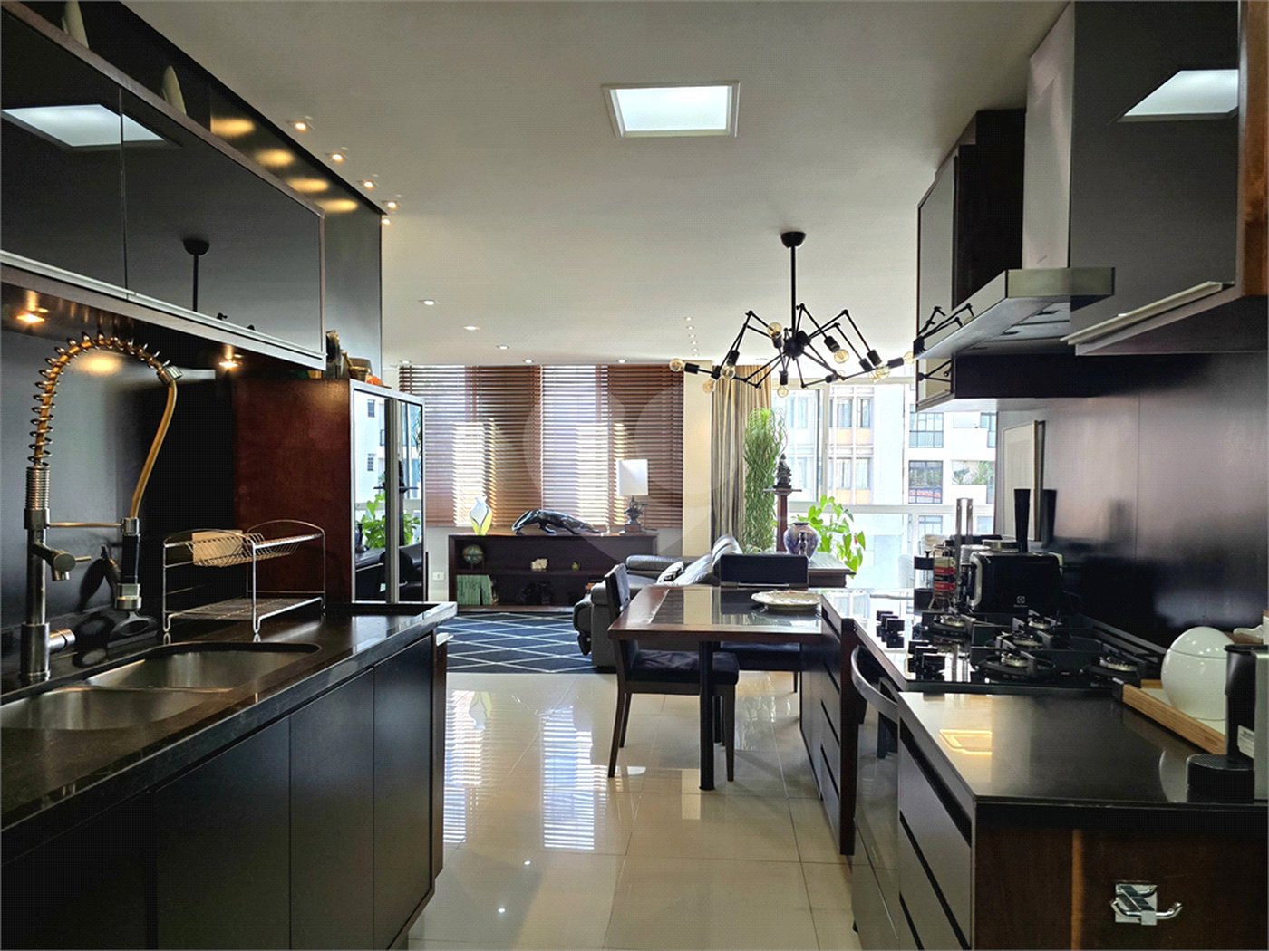 Apartamento à venda com 2 quartos, sendo 1 suíte, em Paraíso, São Paulo, SP