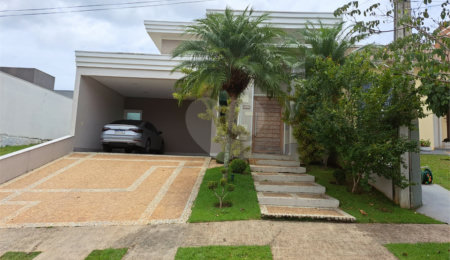 Casa à venda com 3 suítes no condomínio Residencial Terra Nobre, Indaiatuba - SP