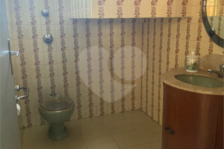 Casa à venda com 3 quartos, sendo 1 suíte, em Santo Amaro, São Paulo, SP