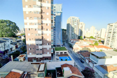Apartamento para alugar na Vila Mariana, 2 quartos, 2 banheiros, 2 vagas