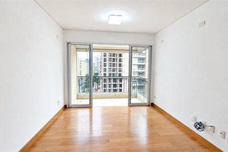 Apartamento à venda com 3 quartos, sendo 1 suíte,  em Jardim das Acácias, São Paulo, SP