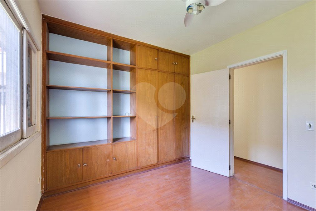 Casa Térrea à venda com 3 quartos, sendo 1 suíte, em Interlagos, São Paulo, SP