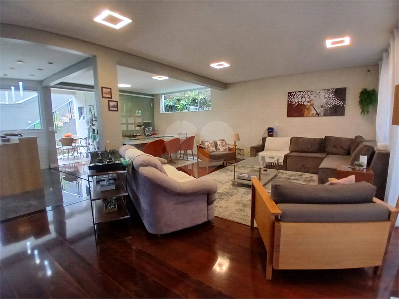 Oportunidade No Alto de Pinheiros Ótimo Sobrado com 352m² de A.C, frente para uma bela Praça.