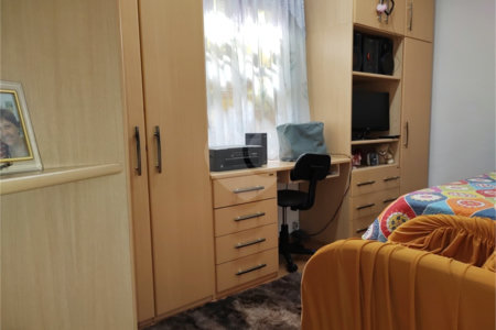 Casa à venda com 2 quartos, sendo 1 suíte, em Parque Vitória, São Paulo, SP