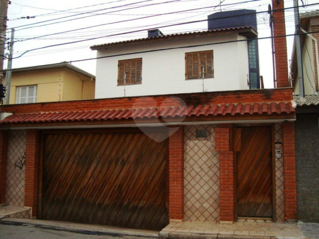 Sobrado à venda com 4 quartos, sendo 2 suítes,  em Santana, São Paulo, SP