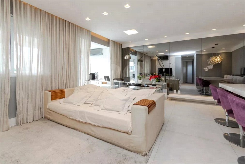 Apartamento à venda ou para alugar com 2 suítes em Santo Amaro, São Paulo, SP