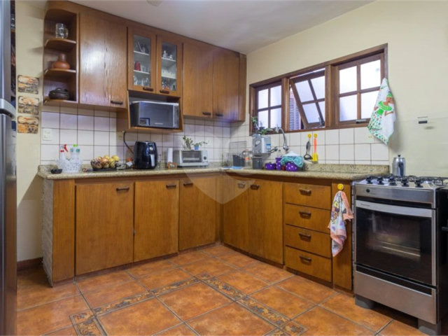Casa à venda com 3 suítes em Santana, São Paulo, SP
