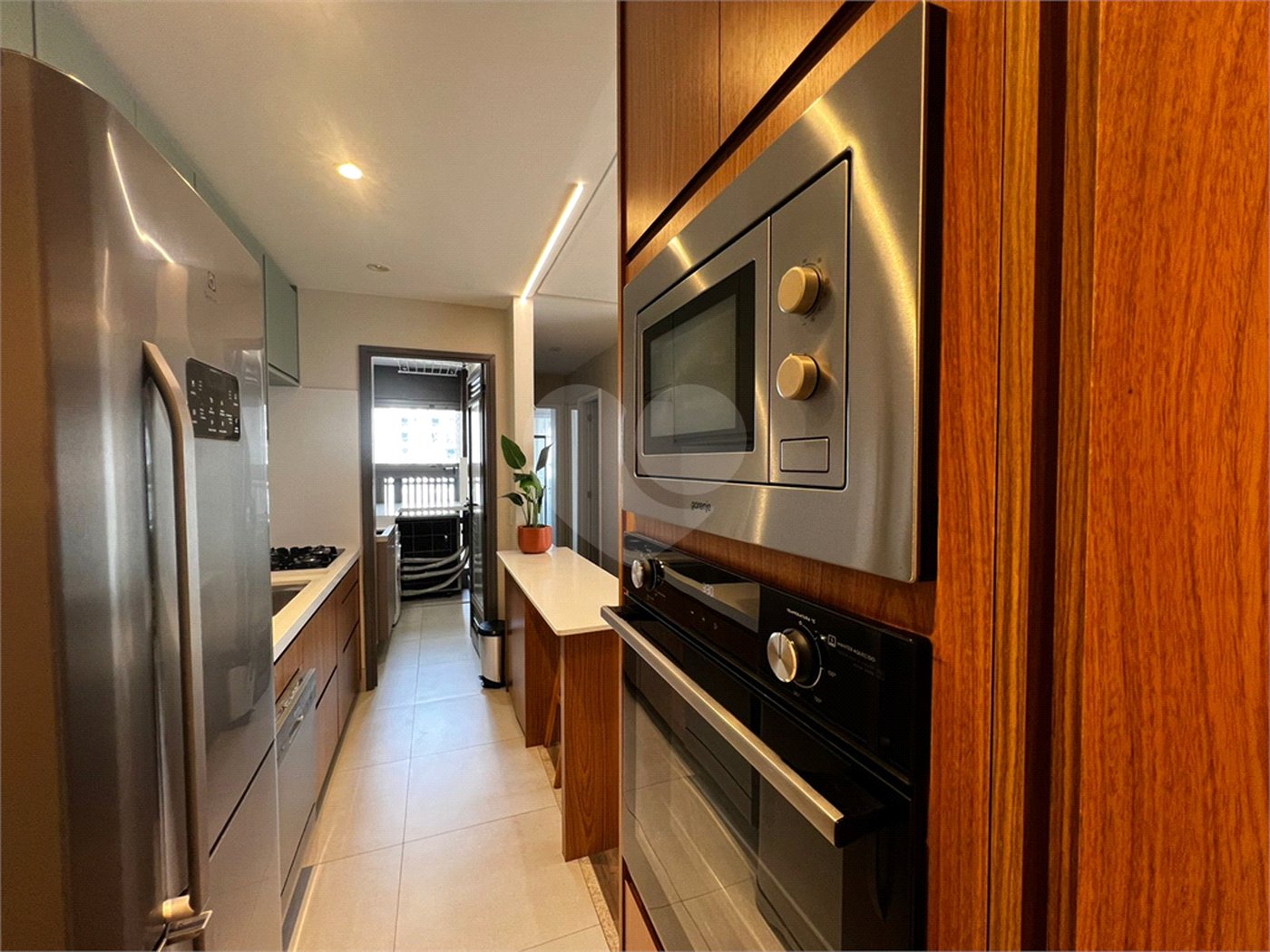 Apartamento à venda com 2 suítes em Indianópolis, São Paulo, SP