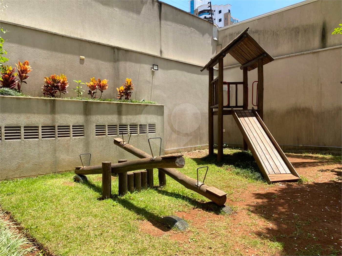 Apartamento à venda com 3 quartos, sendo 1 suíte, em Vila Regente Feijó, São Paulo, SP