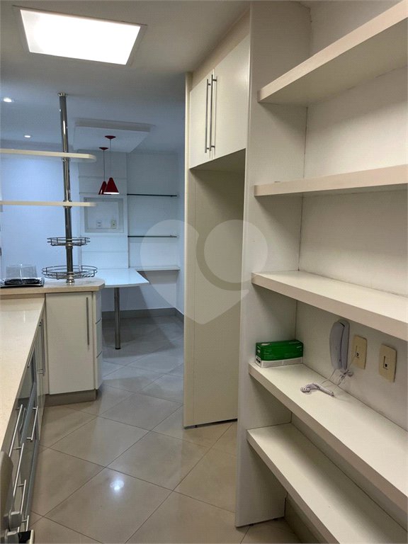Apartamento para alugar com 3 suítes em Alphaville Centro Industrial e Empresarial/alphaville., Barueri, SP