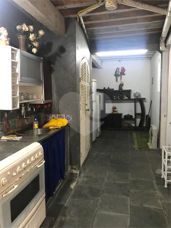 Casa à venda com 4 quartos, sendo 1 suíte, em Senador Vasconcelos, Rio de Janeiro, RJ