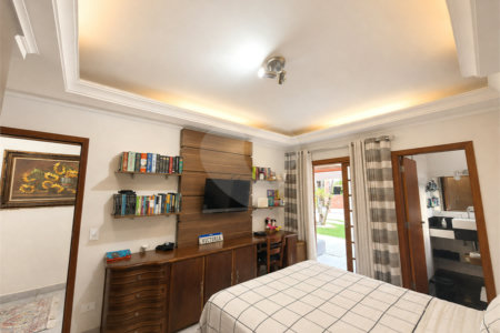 Casa à venda com 5 suítes no condomínio Parque Village Castelo, Itu - SP