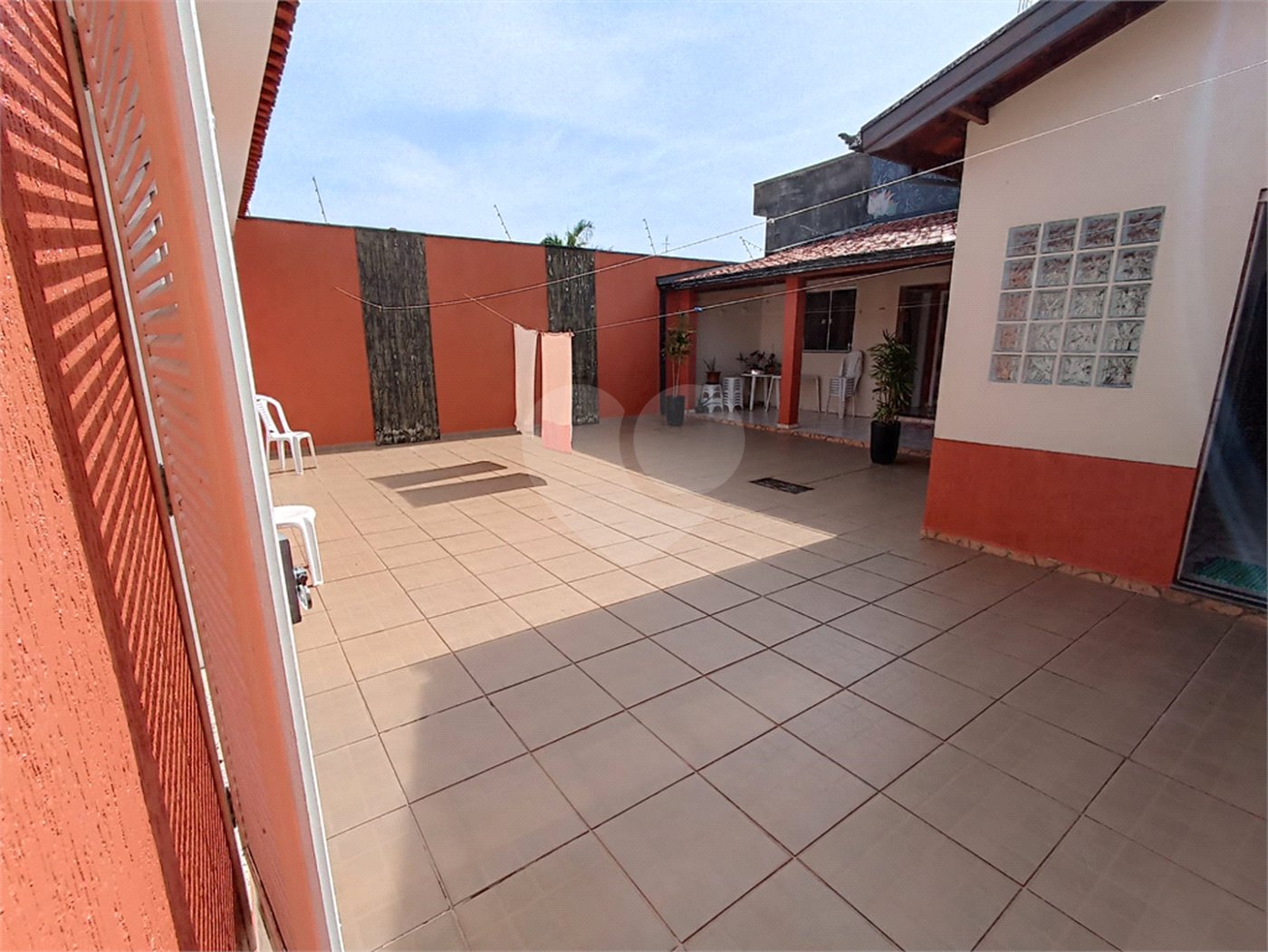 Casa à venda com 3 quartos, sendo 1 suíte, em Vila Rosa, Itapetininga, SP
