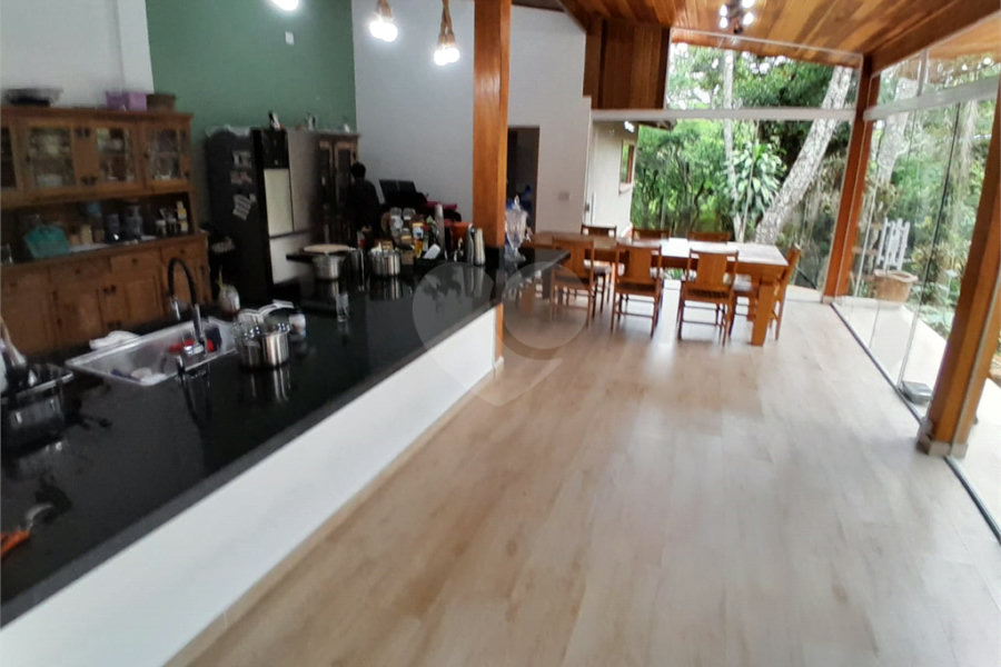 Casa à venda com 3 quartos no condomínio Sausalito, Mairiporã - SP