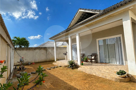 Casa à venda com 2 quartos, sendo 1 suíte, no condomínio Residencial Green Ville, Rio de Janeiro - RJ