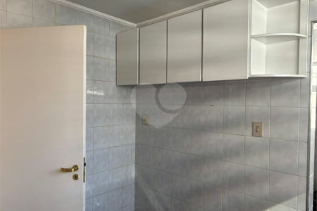 Apartamento à venda ou para alugar com 3 quartos, sendo 1 suíte,  em Pinheiros, São Paulo, SP