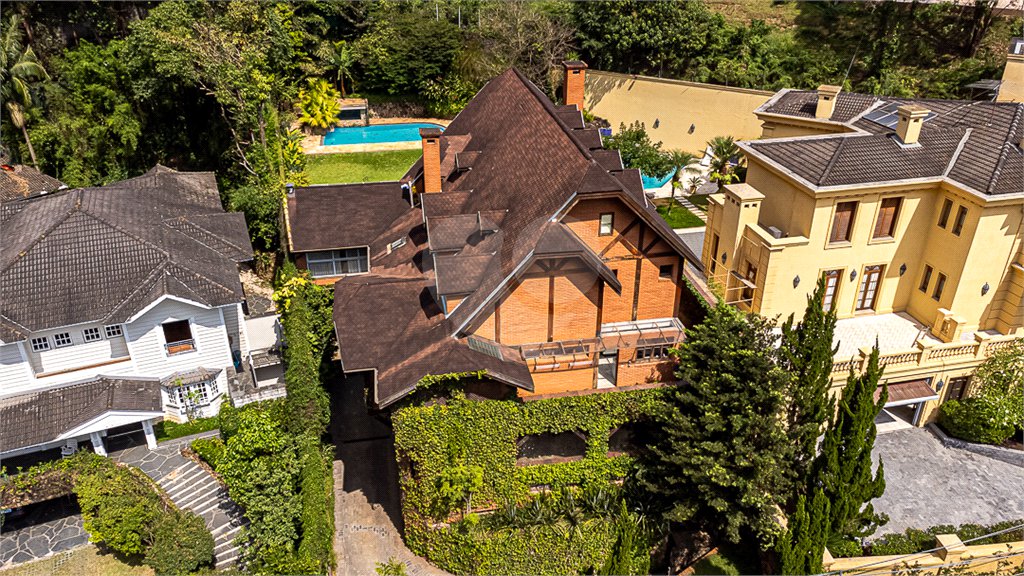 Casa à venda com 5 suítes em Jardim Morumbi, São Paulo, SP
