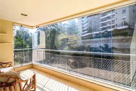 Apartamento à venda ou para alugar com 3 quartos, sendo 1 suíte,  em Vila Andrade, São Paulo, SP