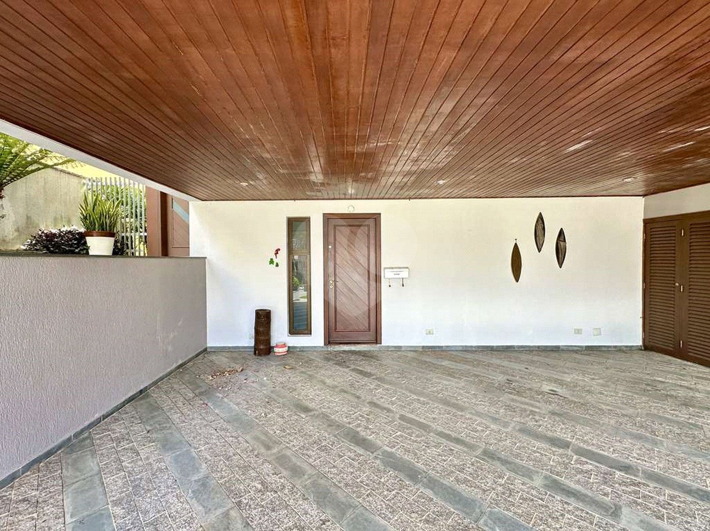 Casa à venda com 4 quartos, sendo 2 suítes,  no condomínio São Paulo Ii, Cotia - SP