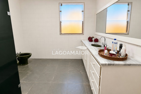 Casa à venda com 6 quartos, sendo 3 suítes,  em Santos Dumont, Três Lagoas, MS