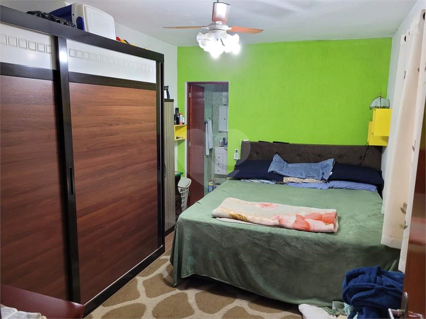 Sobrado à venda com 2 quartos, sendo 1 suíte,  em Vila Sud Menuci, Mogi das Cruzes, SP