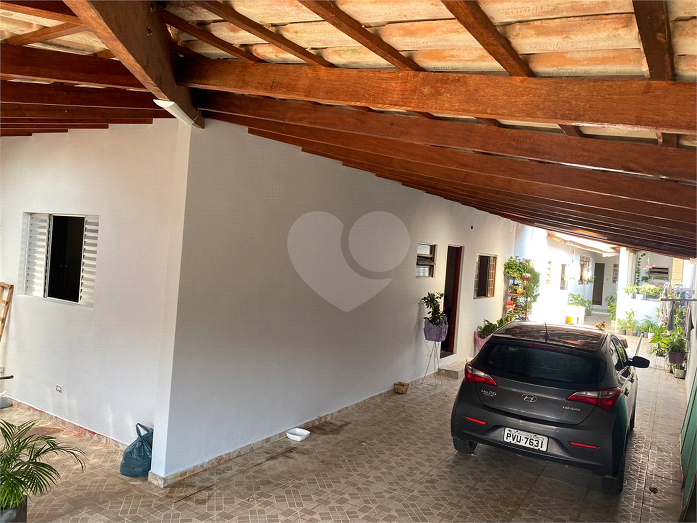Casa à venda com 2 quartos, sendo 1 suíte, no Centro, Araçoiaba da Serra, SP