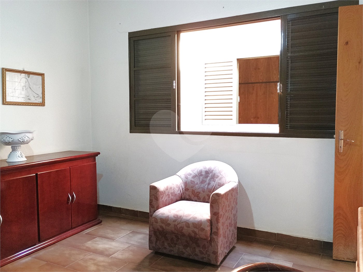 Casa à venda com 3 quartos, sendo 1 suíte, em Parque dos Bandeirantes, Ribeirão Preto, SP