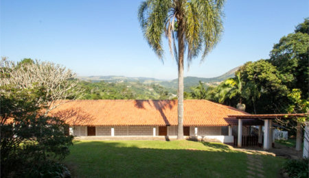 Chácara à venda com 7 quartos, sendo 6 suítes, em Saboó, São Roque, SP