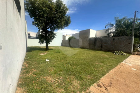 Terreno à venda no condomínio Recanto Das Palmeiras, Três Lagoas - MS
