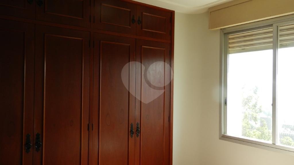 Apartamento à venda com 3 quartos, sendo 1 suíte, em Alto da Boa Vista, São Paulo, SP