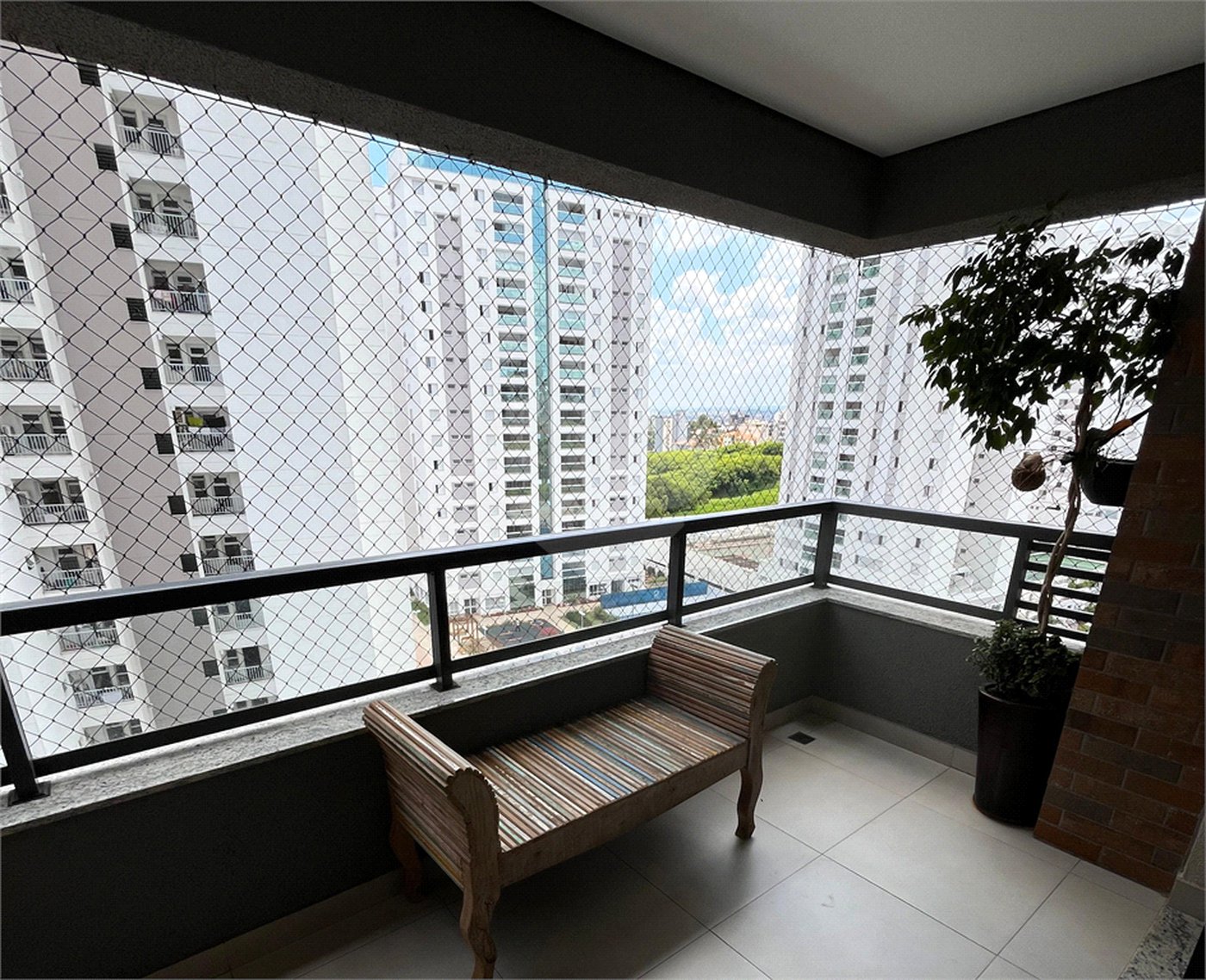 Apartamento à venda com 3 quartos, sendo 1 suíte, em Parque Campolim, Sorocaba, SP