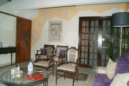 Sobrado à venda com 6 quartos, sendo 5 suítes, em Jardim Catanduva, São Paulo, SP