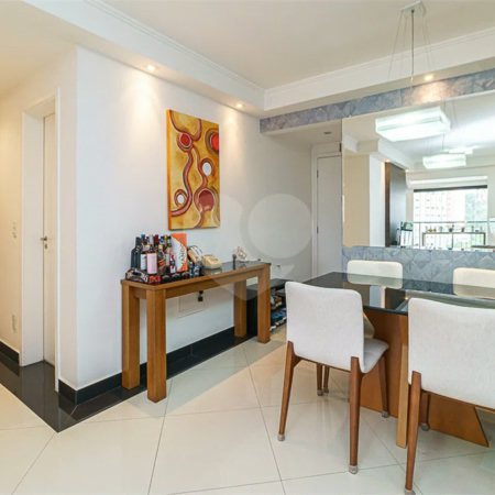 Apartamento à venda com 3 quartos, sendo 1 suíte, em Jardim Prudência, São Paulo, SP