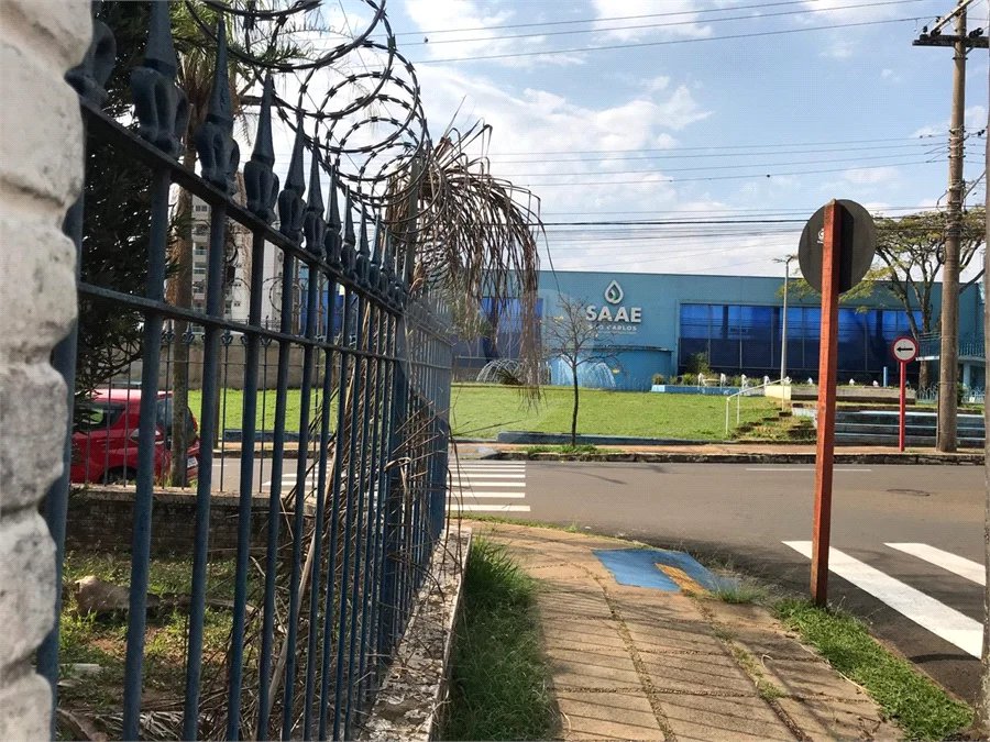 CASA À VENDA COLOCADA COM A SANTA CASA