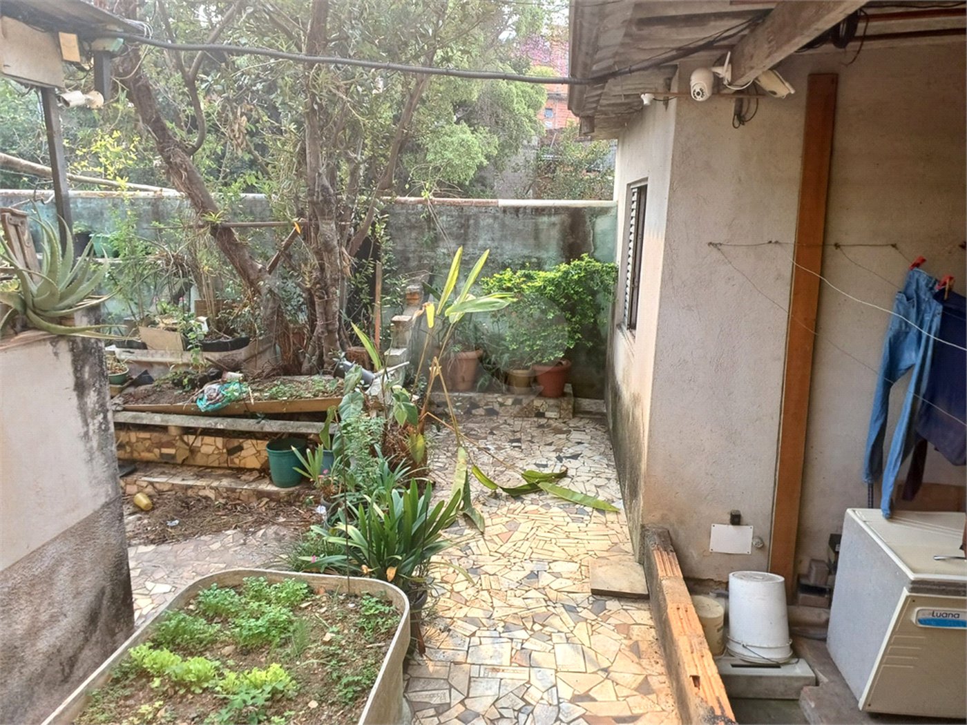 Sobrado à venda com 6 quartos em Jardim Peri, São Paulo, SP